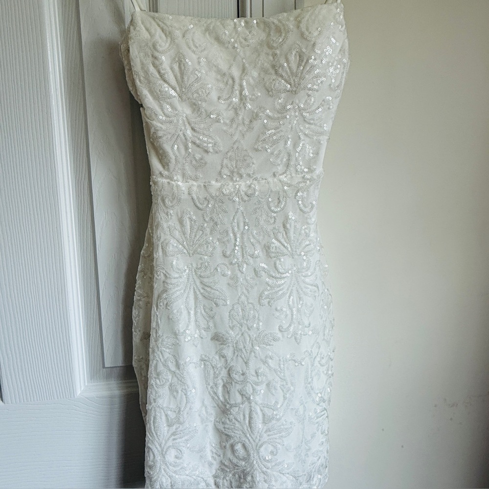 Windsor White Sequins Dress with Lace Up Back XS NWOT